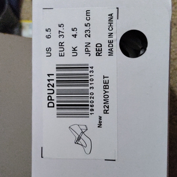 Red high heels 👠 - Picture 5 of 5